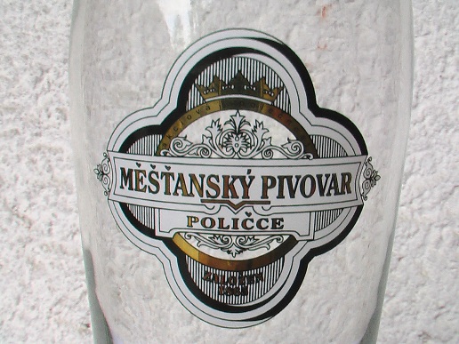 polička 003